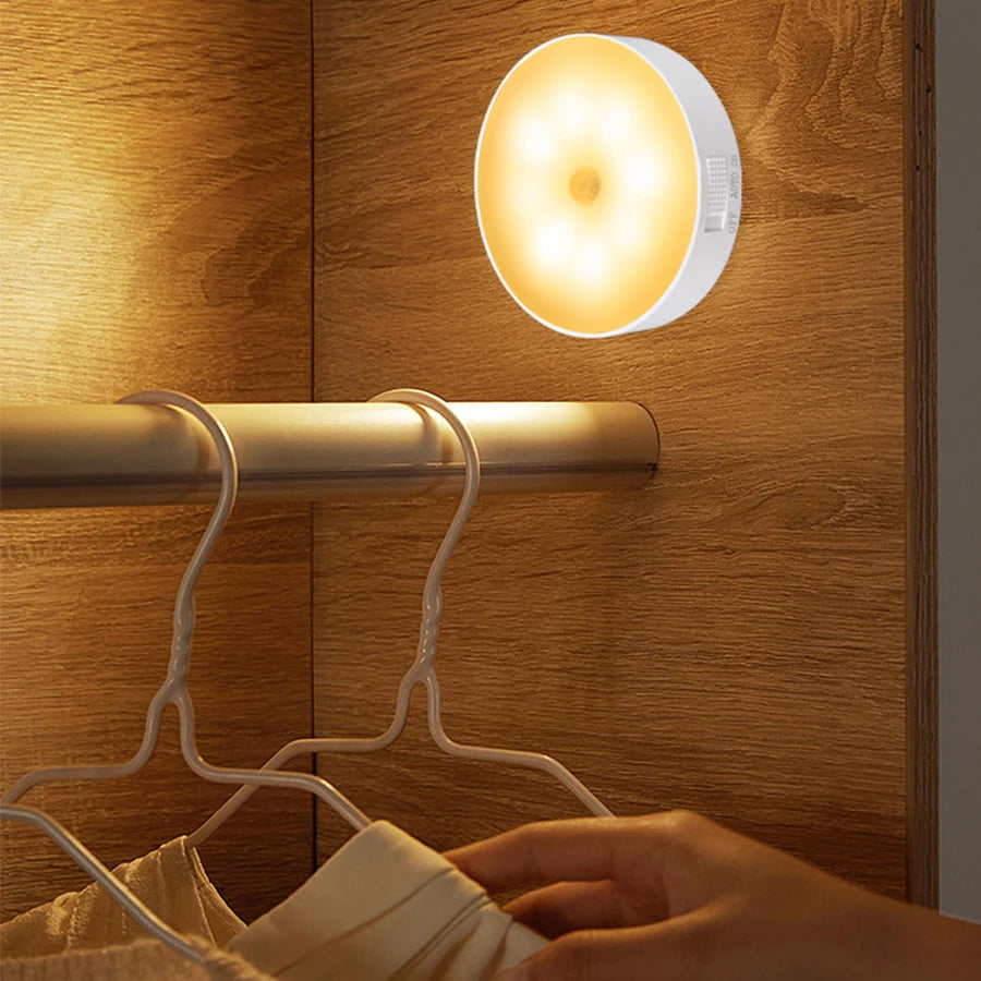 Lampe LED Rechargeable ومصباح لاسلكي مع مستشعر حركة