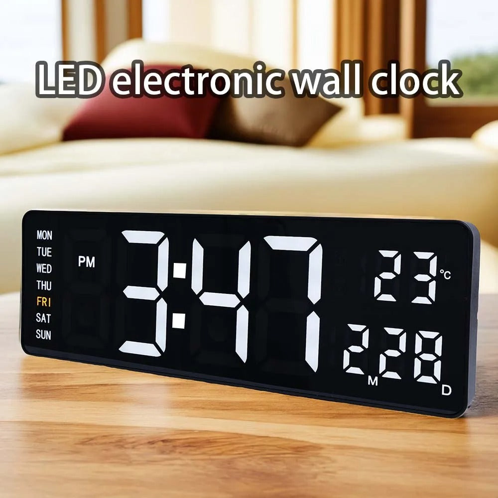 Digital clock ساعة رقمية