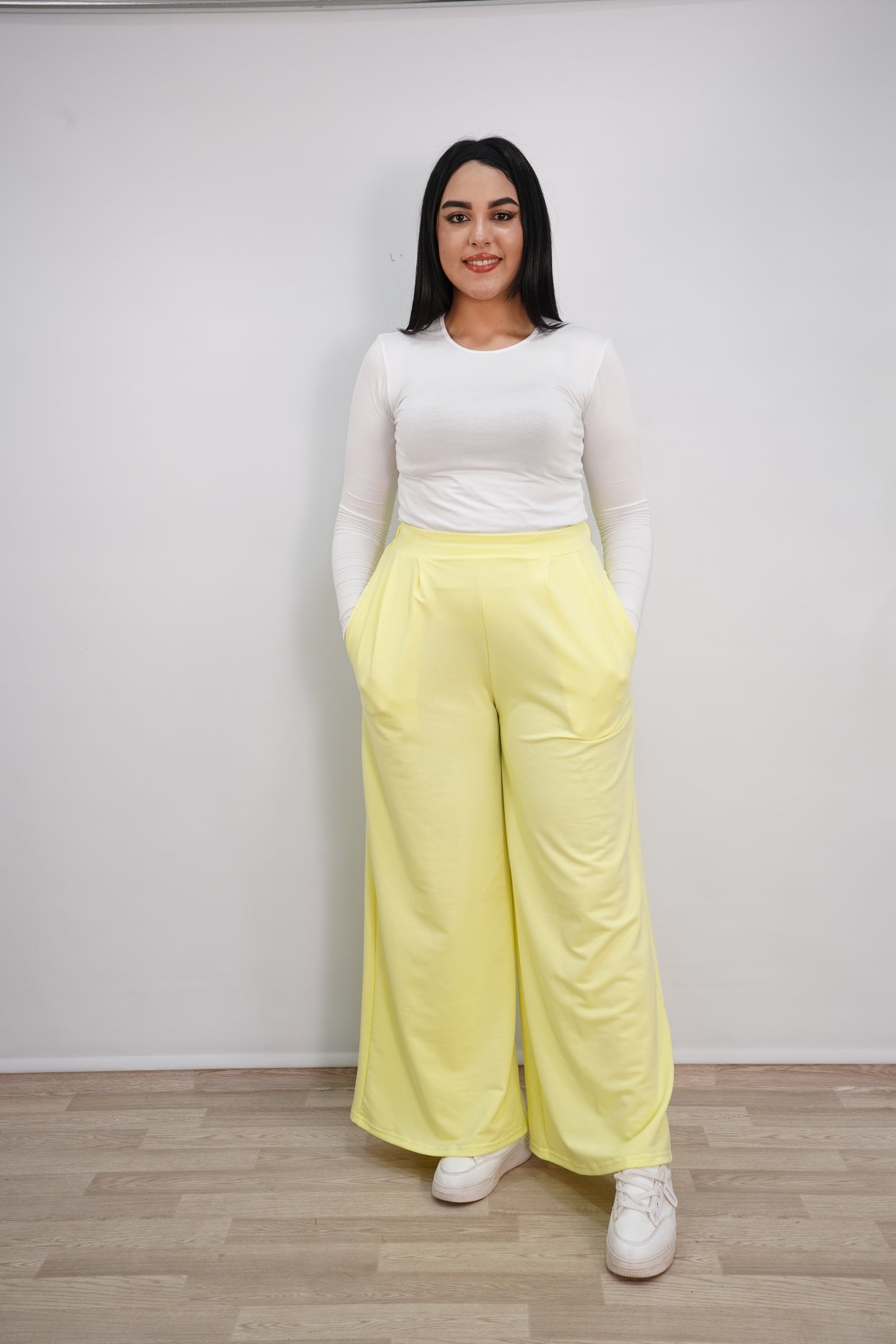 Pantalon Wide Leg Femme Oversize – Coupe Large & Confortable