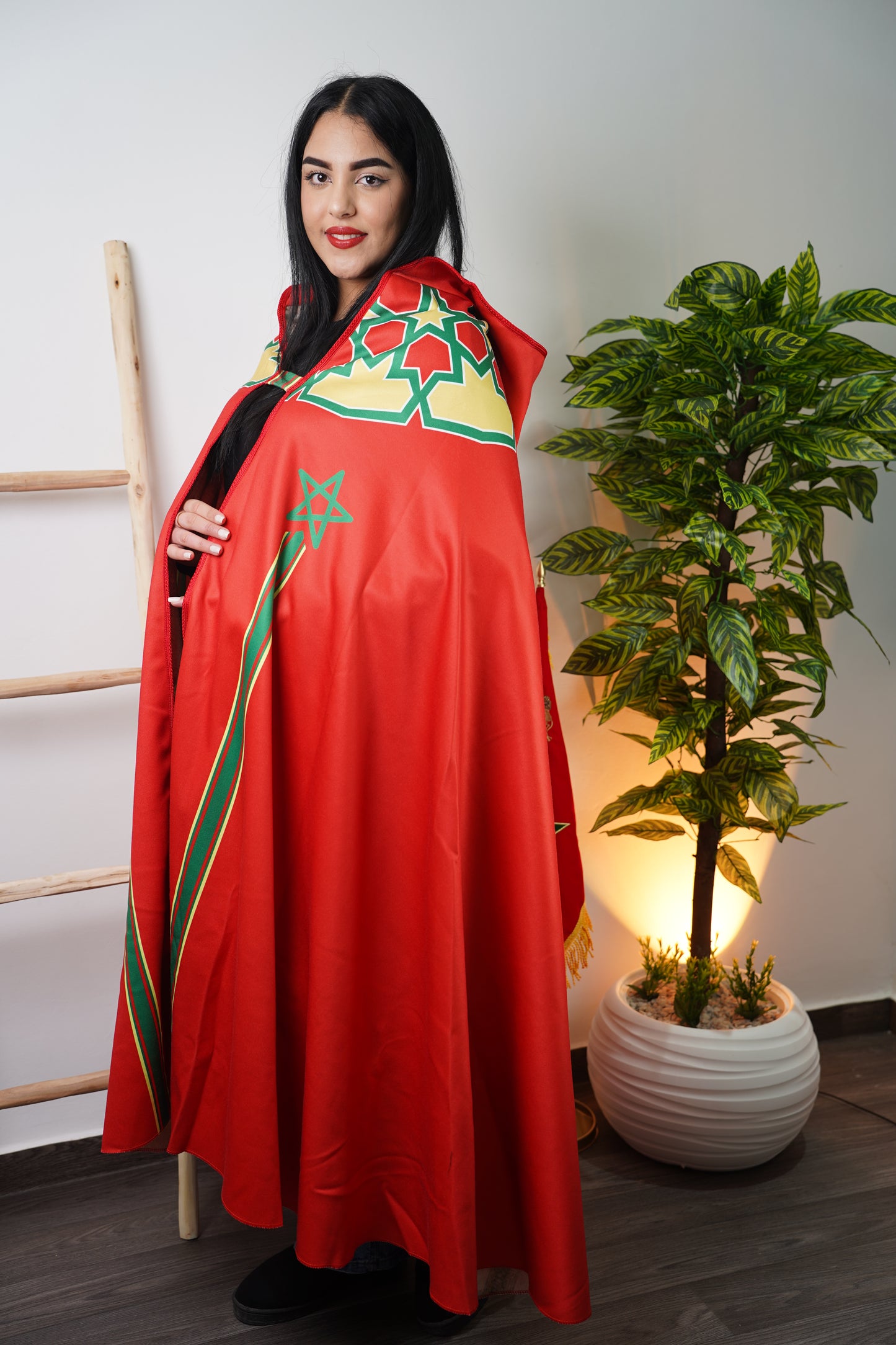 Selham Marocain Femme en Laine – Cape à Capuche Élégante & Chaleureuse