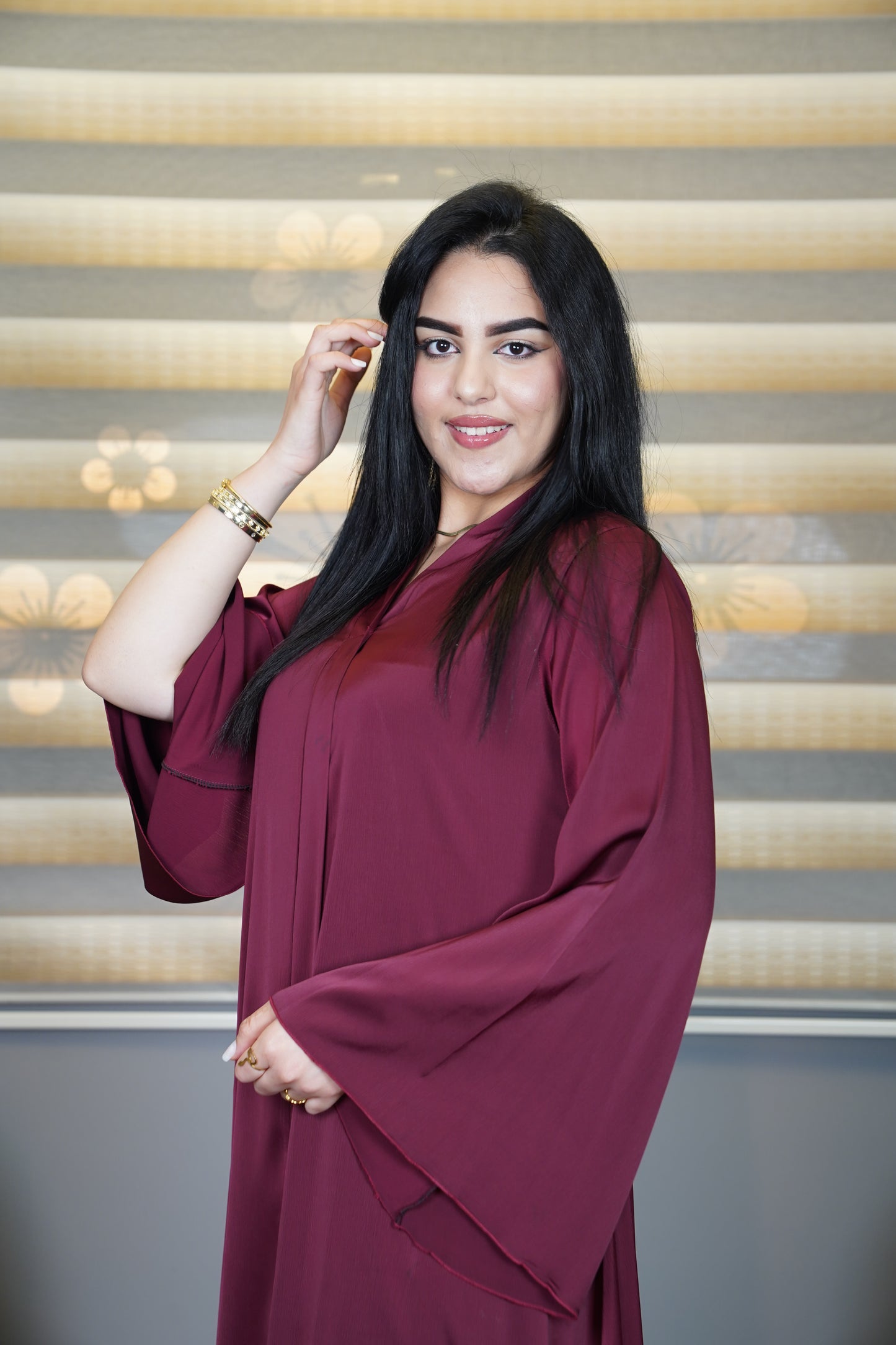 Abaya Femme Simple – Coupe Fluide & Élégante