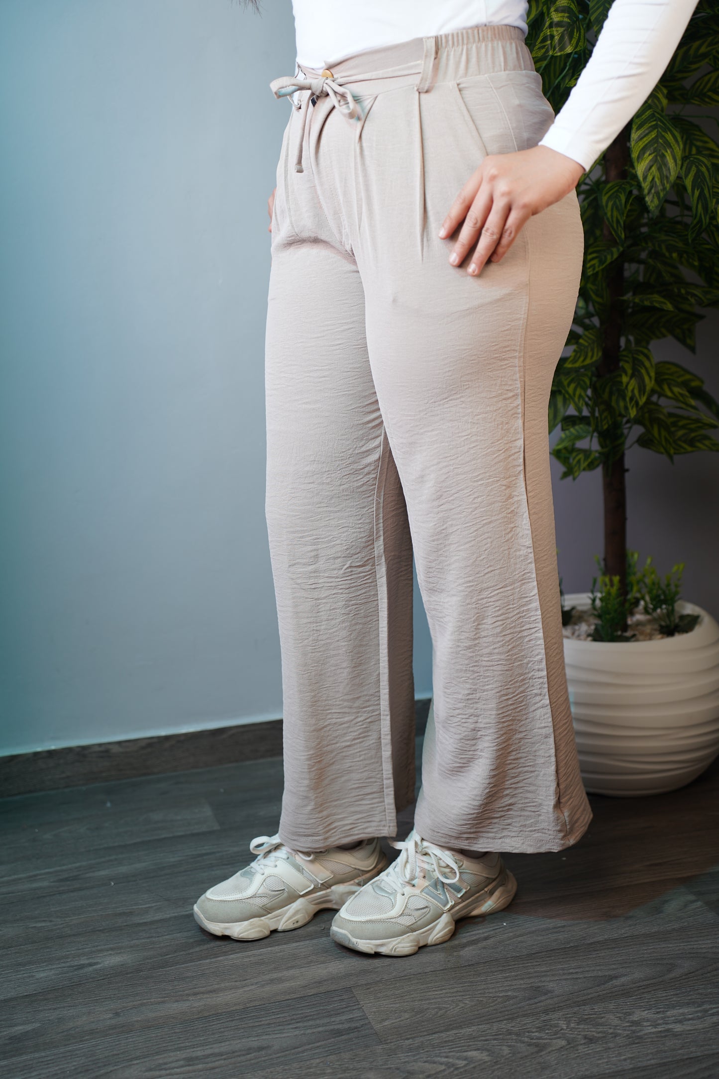 Pantalon Femme Premium en Crêpe Plissé – Élégant & Confortable