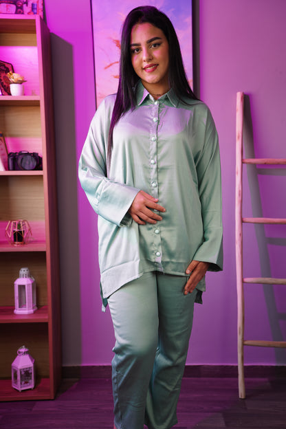 Ensemble Femme en Satin – Chemise & Pantalon Élégants