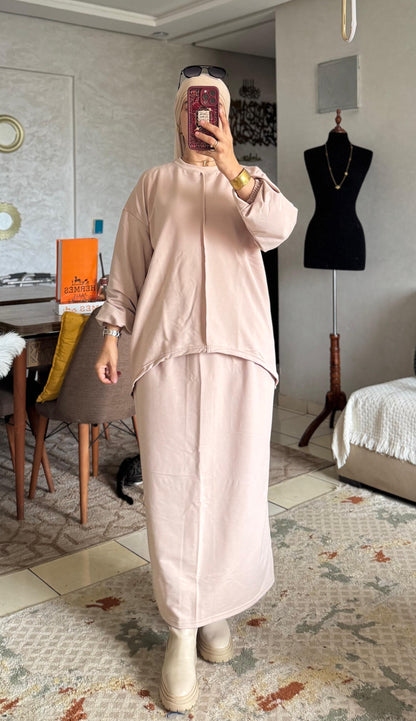 Ensemble Femme Jupe & Haut en Tissu Moutonné – Élégant & Tendance