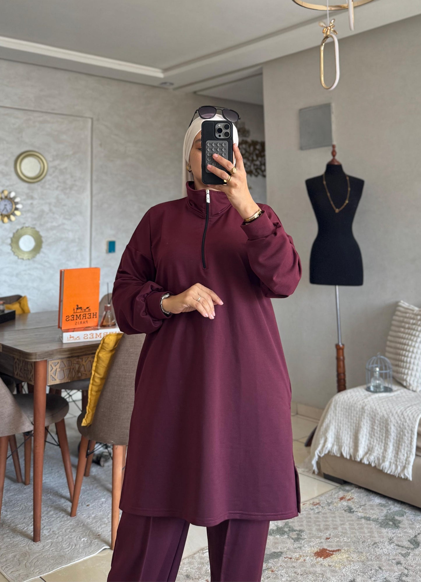 Survêtement Femme en Tissu Moutonné – Ensemble Confortable & Tendance