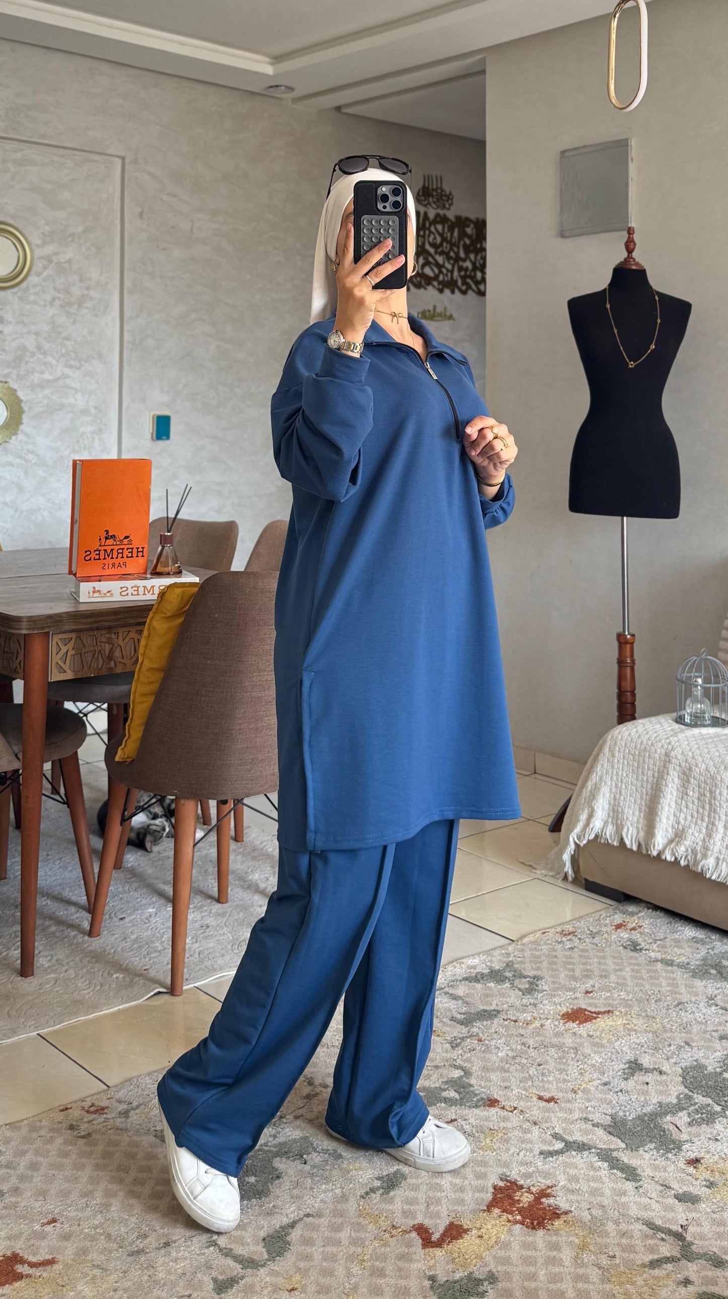 Survêtement Femme en Tissu Moutonné – Ensemble Confortable & Tendance