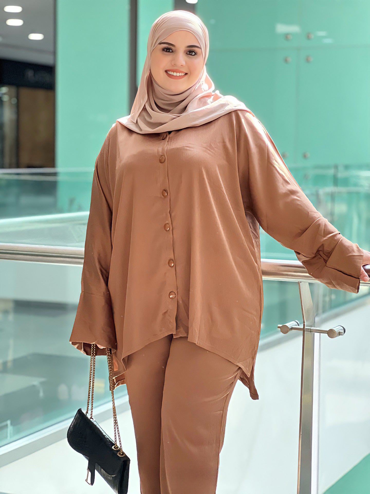 Ensemble Femme Sadafa en Satin – Élégant & Tendance