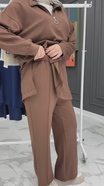 Survêtement Femme en Tissu Moutonné – Ensemble Confortable & Tendance